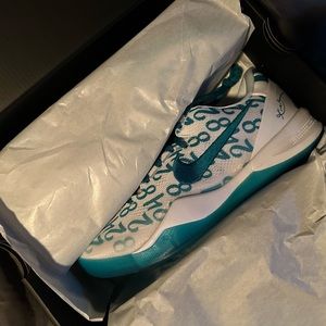 Nike kobe 8 protro emerald